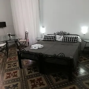 Aloi 2*, Aeroporto di Catania Fontana Rossa Italia